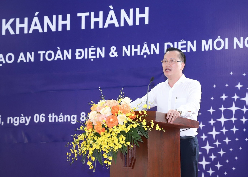 PGS.TS Bùi Xuân Hồi - Hiệu trưởng NPEC phát biểu tại buổi lễ. 04.jpg