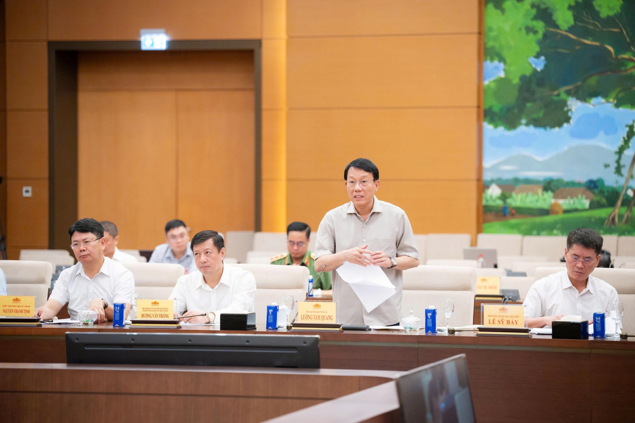 Gỡ tâm lý e ngại, khơi thông nguồn lực nhưng không hợp thức hóa vi phạm