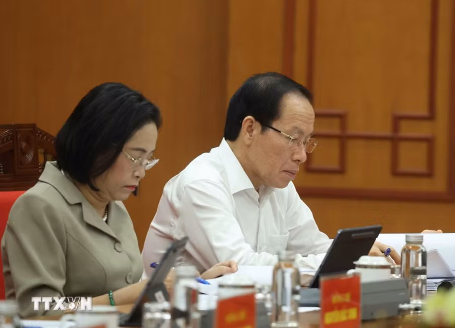Các đại biểu tham dự cuộc làm việc. (Ảnh: Thống Nhất/TTXVN) Các đại biểu tham dự cuộc làm việc. (Ảnh: Thống Nhất/TTXVN)