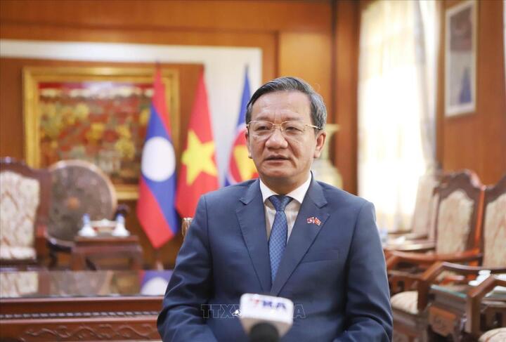 Đại sứ Việt Nam tại Lào Nguyễn Minh Tâm.