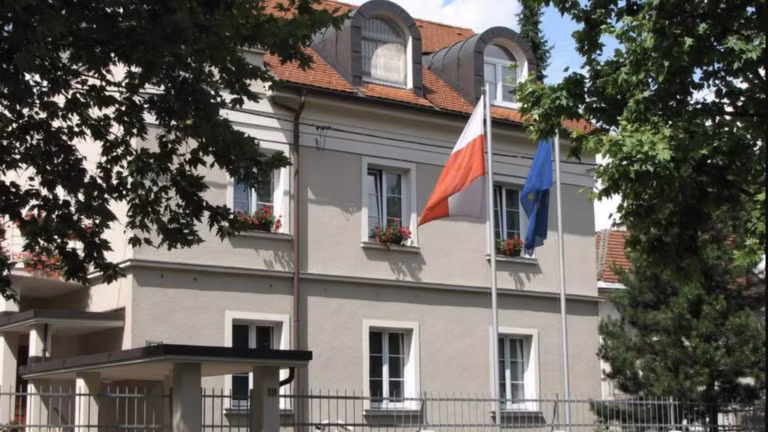 Đại sứ quán Ba Lan tại Ljubljana, Slovenia.