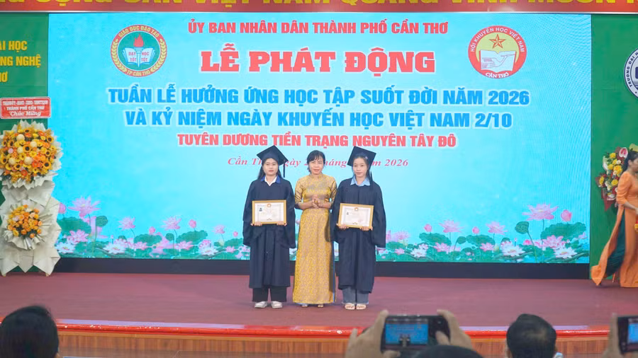 can-tho-khuyen-hoc-2.jpg
