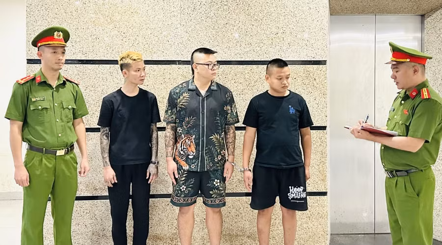 Cơ quan CSĐT Công an tỉnh Thanh Hóa ra Quyết định khởi tố vụ án, khởi tố bị can và Lệnh bắt bị can để tạm giam.