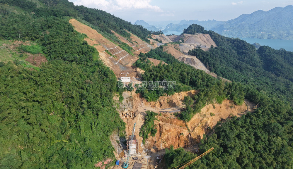 clo_c_dji-20261002153921-0066-d.jpg