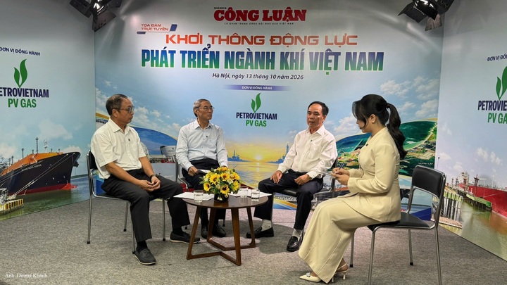 Tọa đàm “Khơi thông động lực - Phát triển ngành khí Việt Nam”.