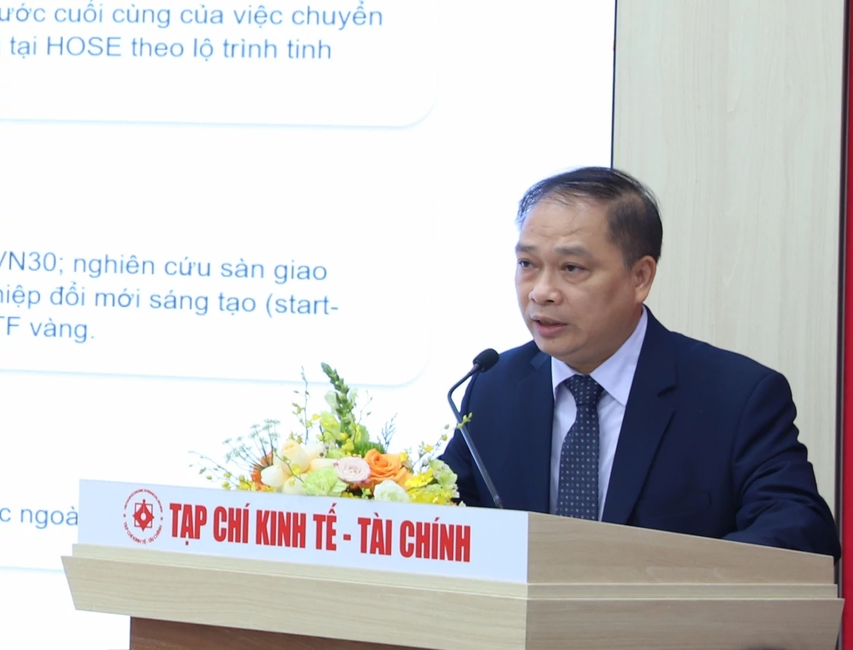 Sở Giao dịch Chứng khoán Việt Nam nghiên cứu sản phẩm phái sinh vàng, ETF vàng