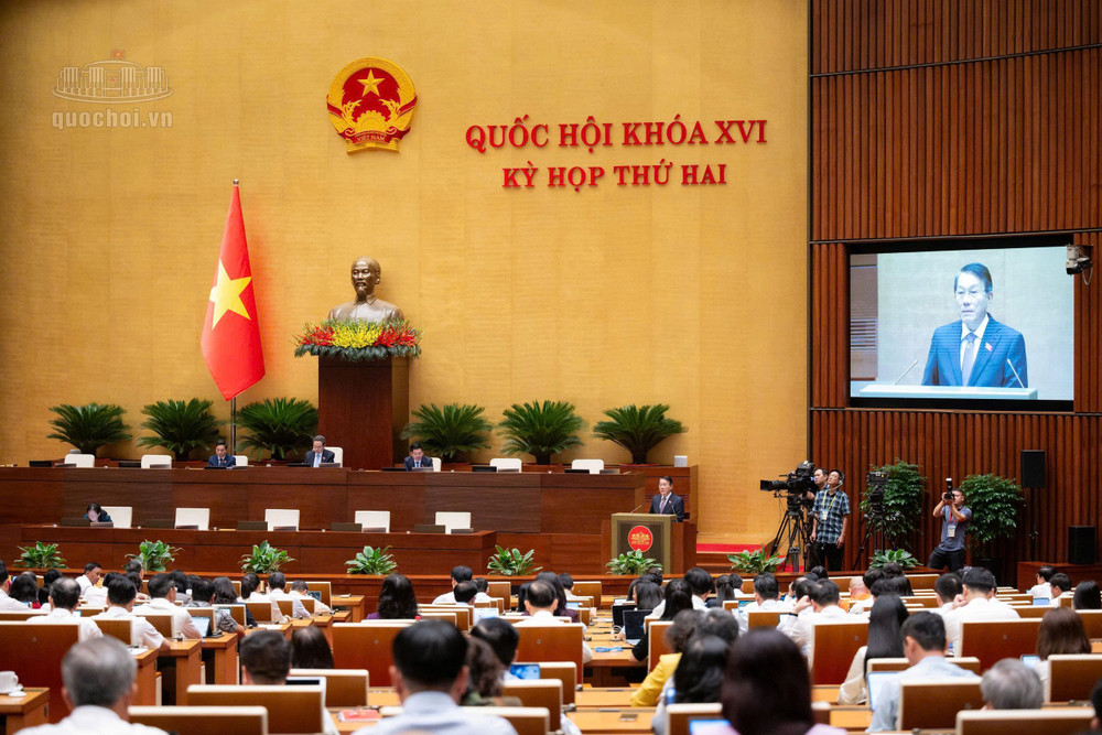 Toàn cảnh phiên họp. Ảnh: QH. 83.jpg
