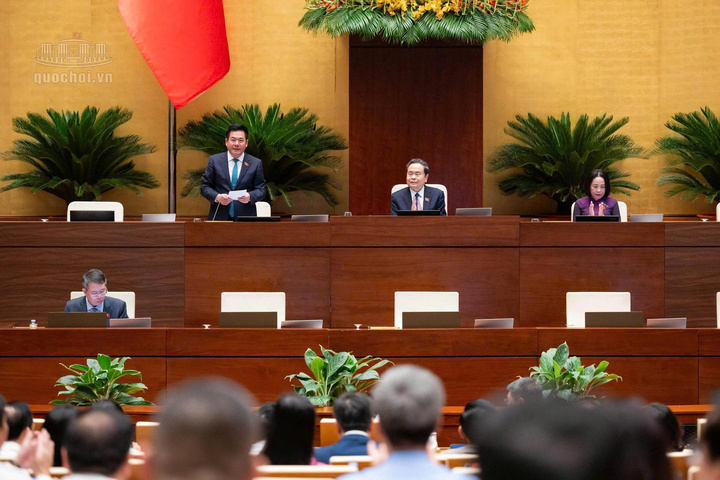 Chiều ngày 20/10/2026, Quốc hội nghe tờ trình và thẩm tra các dự án Luật, trong đó có Dự án Luật Điện lực (sửa đổi).